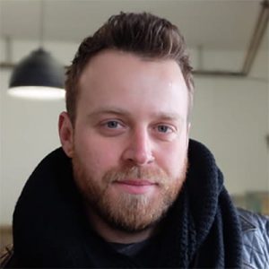Portrait von Coaching Teilnehmer – Vater, Lichtdesigner und Coaching-Klient über persönliche Krisen und neue Perspektiven durch das Coaching mit Timo Sternemann
